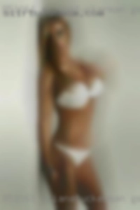 AlianaTuckerman get horny girl